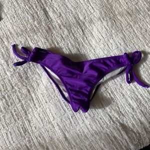 Like new Pakaloha bikini bottom